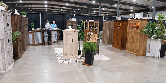 NIWA 2023 Amish Furniture Expo