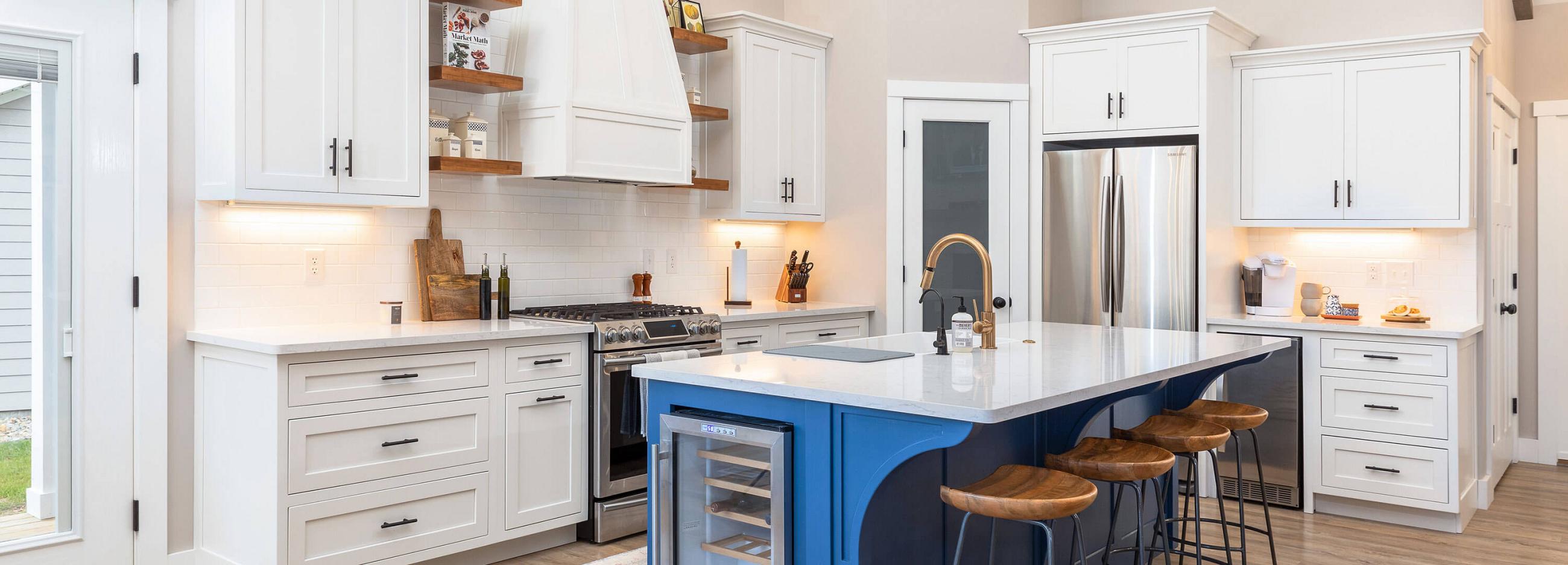 Curveside Wood Products Custom Kitchen Cabinets